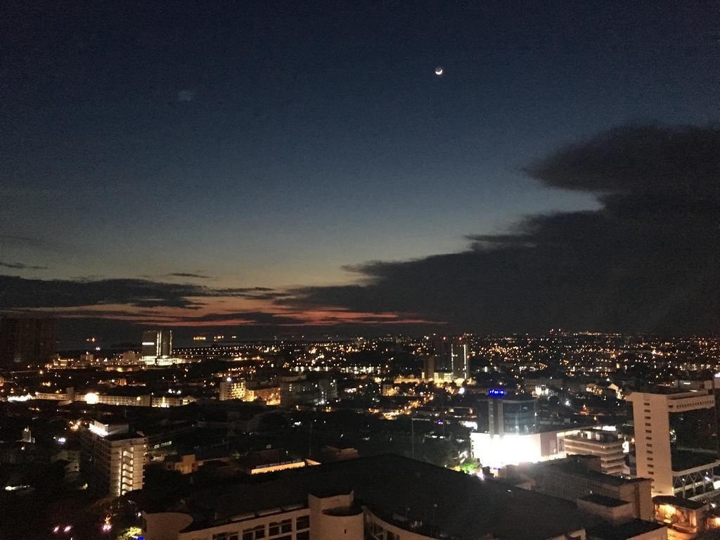 Luxury 3br Penthouse I The Shore & I Seaview I Poolview I 6-9pax 豪华3房顶层公寓 Pangsapuri *